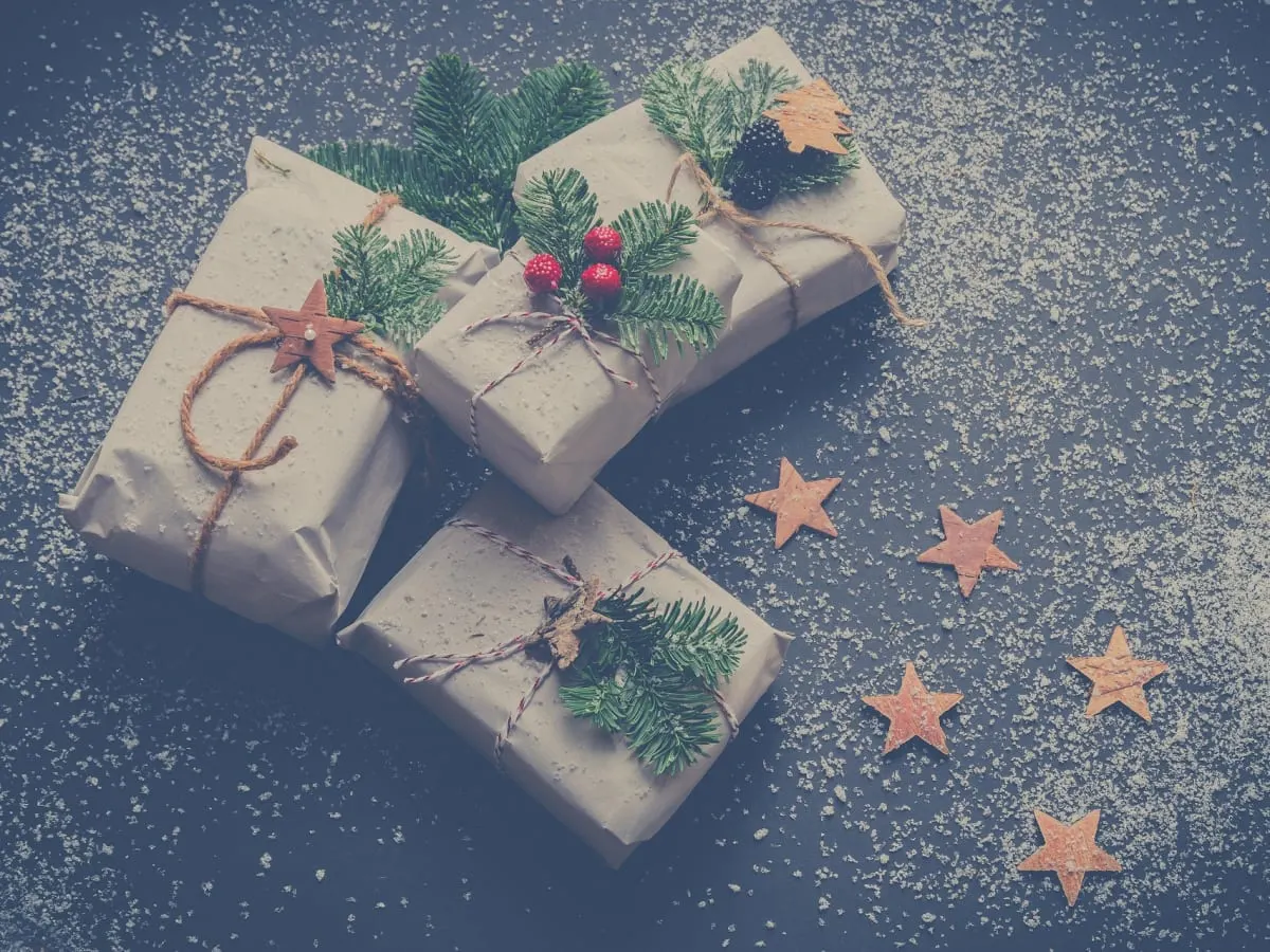 Cadeaux emballés.